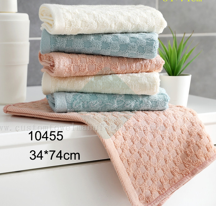 China Bulk Custom Brand cheap towels Exporter Bespoke Jacquard Bamboo Travel Bath Towels Wholesaler for Switzerlands Danmark Austra Purtagal Spain France